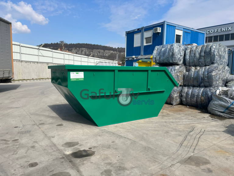 Metal construction waste (skip) container with volume of 7 m3 according to DIN 30720 - 1